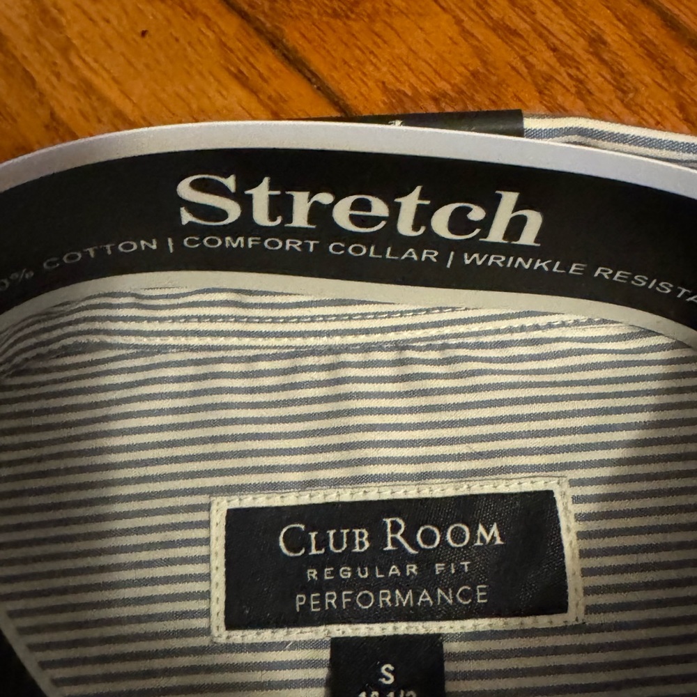 Men’s Short Sleeve Cotton Club Room Performance Button Down Small NWT - Picture 3 of 5
